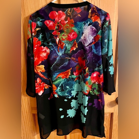 Soft Surroundings Black and Abstract Design 3/4 Sleeve Whimsigoth Size PM Retro - Picture 15 of 15